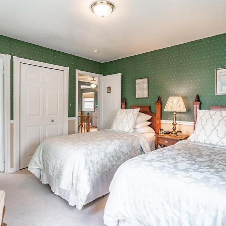 Abacot Hall Bed & Breakfast Niagara-on-the-Lake Exterior foto