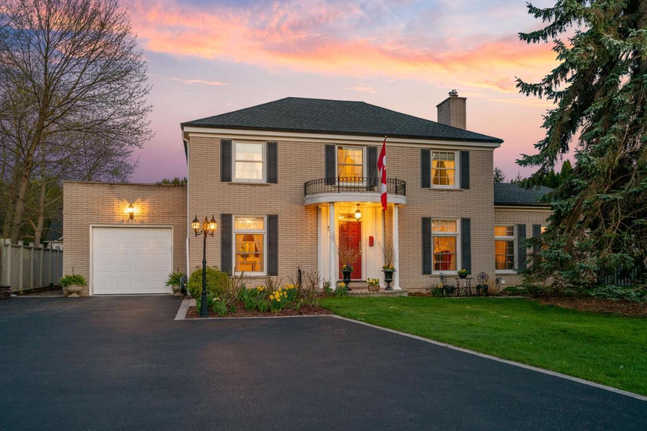 Abacot Hall Bed & Breakfast Niagara-on-the-Lake Exterior foto